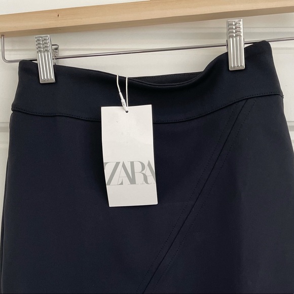 ZARA TECHNICAL BLACK MINI SKIRT - Picture 5 of 10